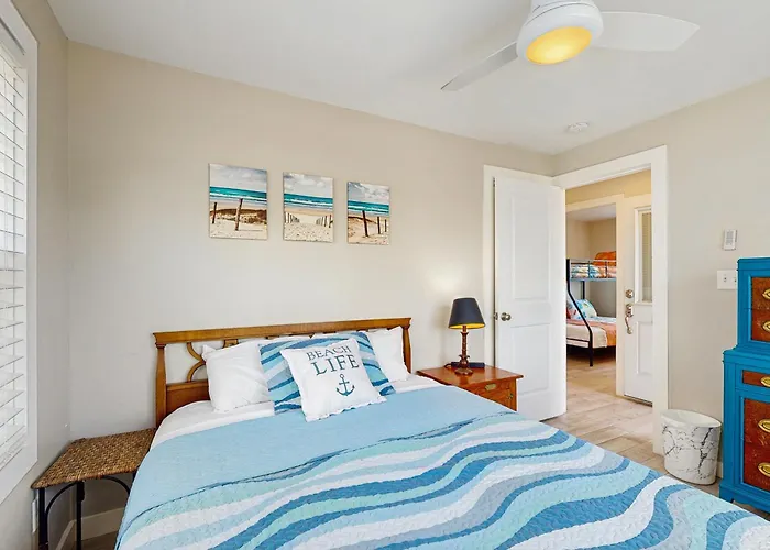 Oceans 9 Holiday home *